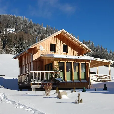 In Direkt Im Skigebiet 샬레