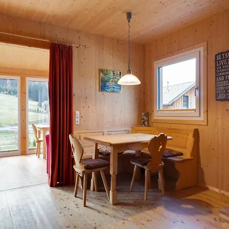 Chalet In Direkt Im Skigebiet