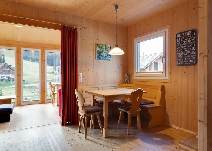 Chalet In Direkt Im Skigebiet